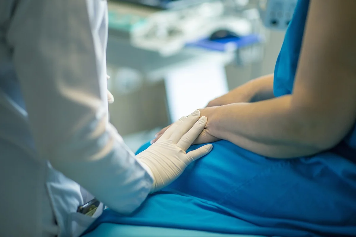 Amélioration de la signalétique hôpital région nantaise : un guide 2026 essentiel