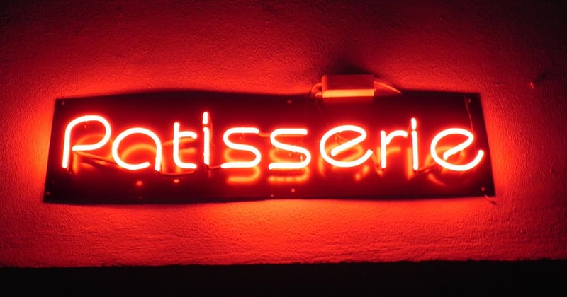 Signalétique magasin exemple agglomération nantaise : réussir sa vitrine