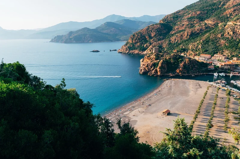 Les risques spécifiques à la Corse en 2026